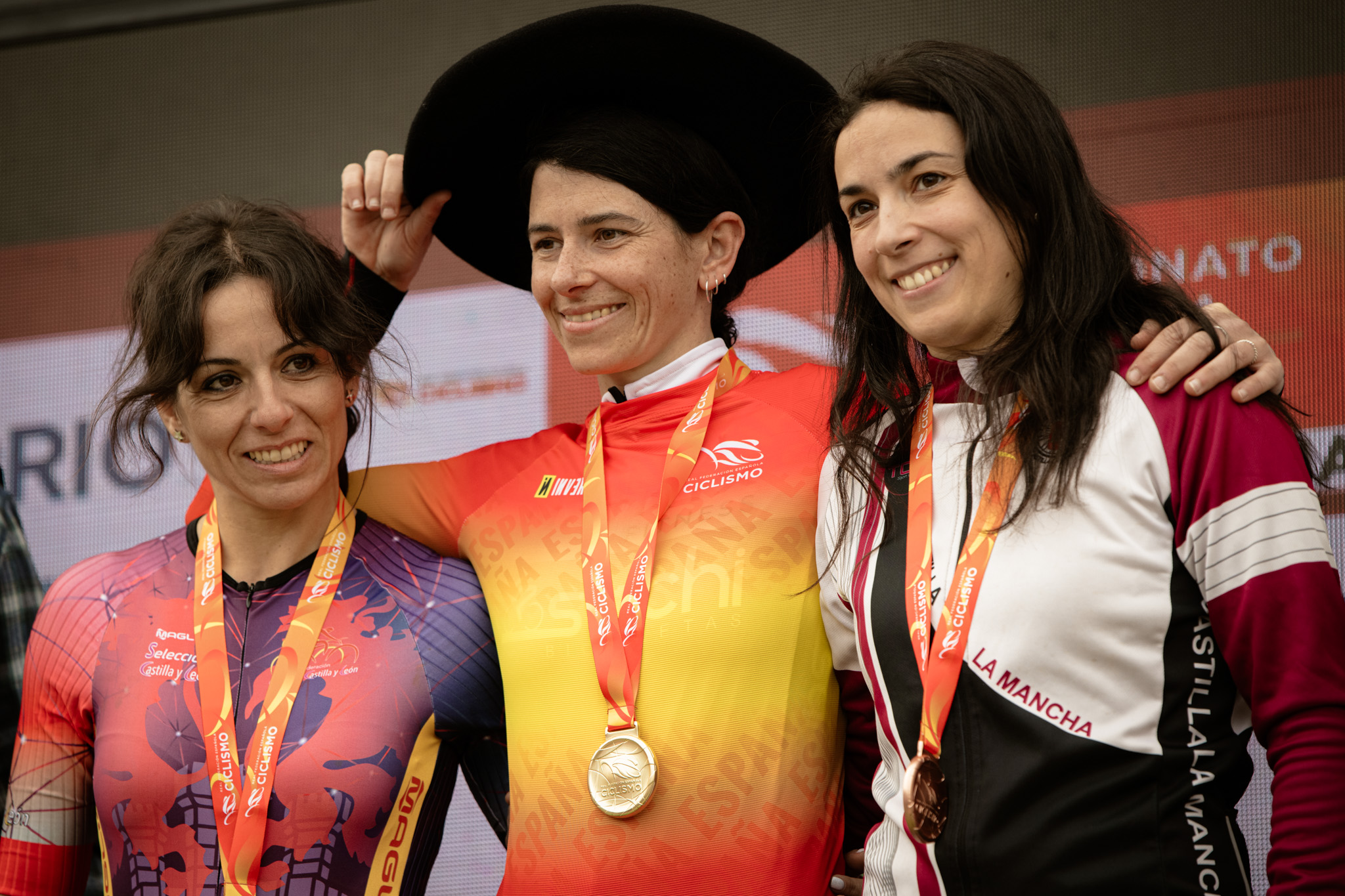 Bronce para Janira Iñiguez y buen trabajo de la selección regional en el Campeonato de España de Ciclocross
