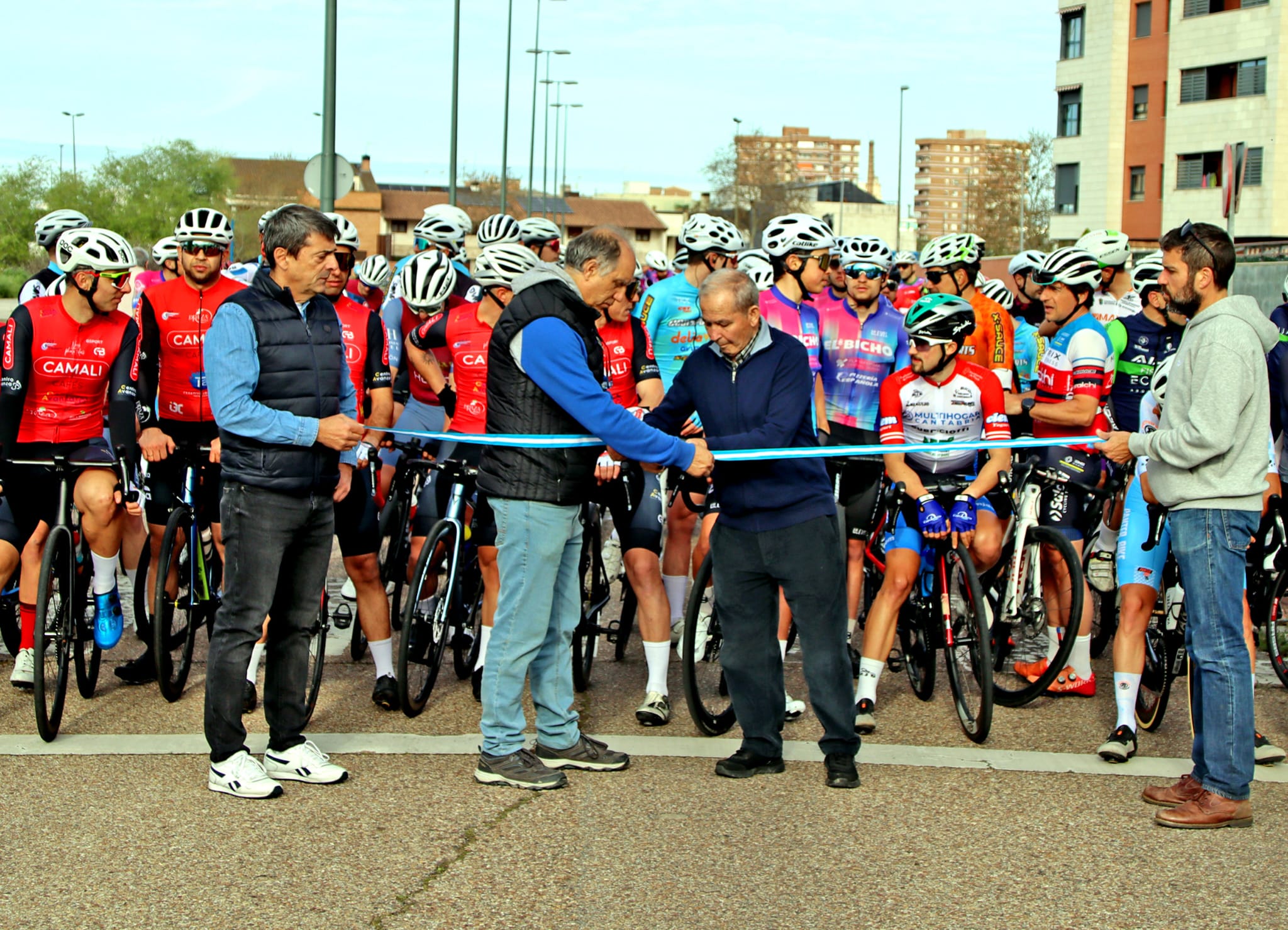 José Antonio Redondo rueda en solitario para llevarse el Memorial Joaquín Polo de Talavera