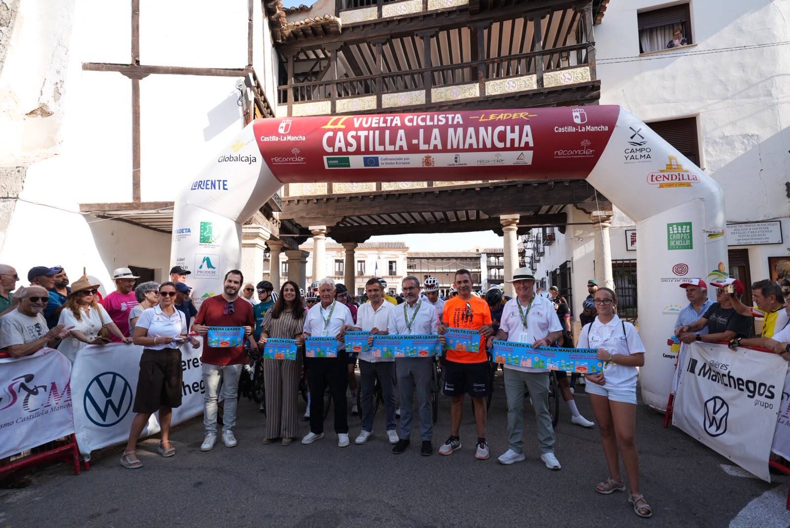 El Pelotón Victor Benareau (High Level Gsport) sentencia la Vuelta a Castilla-La Mancha Leader, con el triunfo en Manzanares para Mika Vijfvinkel (Froiz)